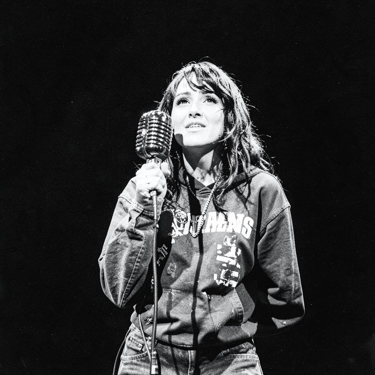 Luna Verso — Cantante
